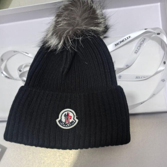New Ribbed Knit Pom-Pom Beanie - Black - Includes Box